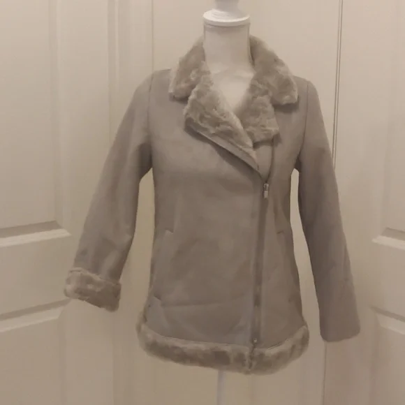 Zara Girl Faux Suede Fur Double Face Moto Jacket. Size 11/12 Girl. Size XSWomen